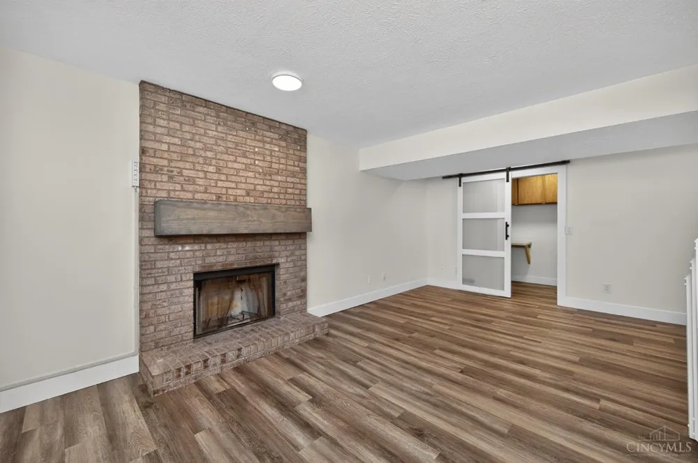 2733 Bradford Drive Middletown, OH 45044