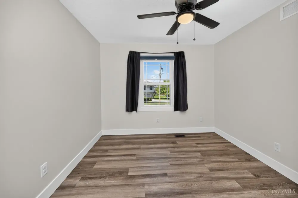 2733 Bradford Drive Middletown, OH 45044
