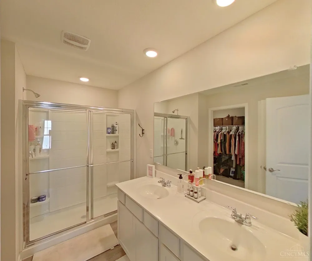 74 Glen Mary Drive Pierce, OH 45102