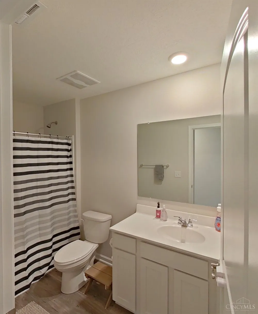 74 Glen Mary Drive Pierce, OH 45102