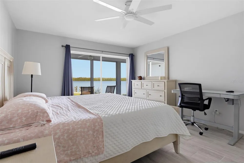 4440 EXETER DRIVE #106 Longboat Key, FL 34228