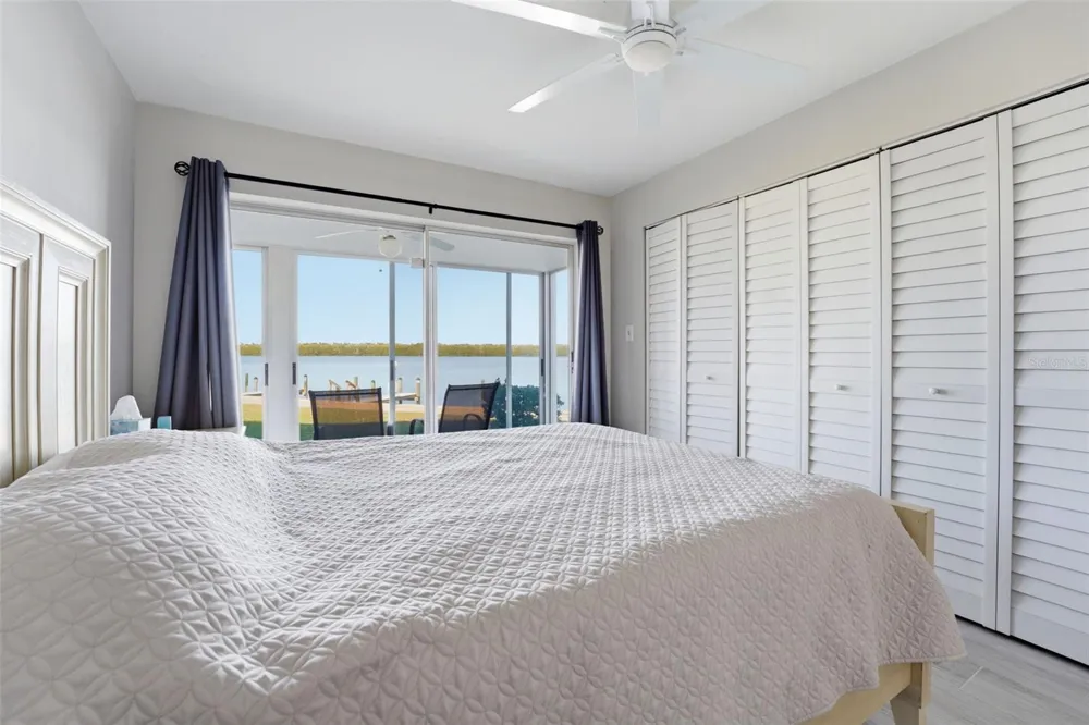 4440 EXETER DRIVE #106 Longboat Key, FL 34228