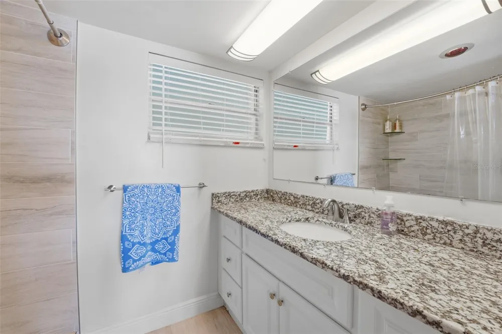 4440 EXETER DRIVE #106 Longboat Key, FL 34228