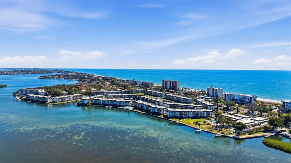4440 EXETER DRIVE #106 Longboat Key, FL 34228