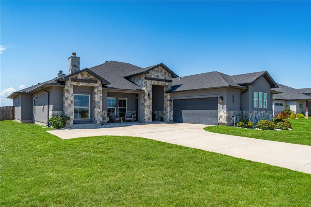 1933 Magnolia Falls Drive Corpus Christi, TX 78415