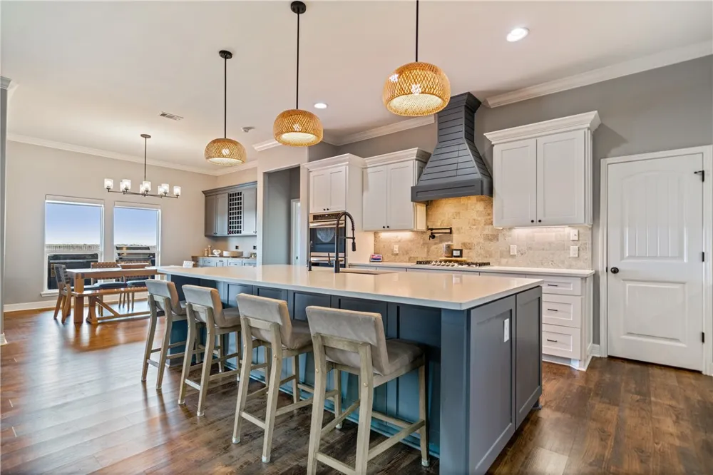 1933 Magnolia Falls Drive Corpus Christi, TX 78415