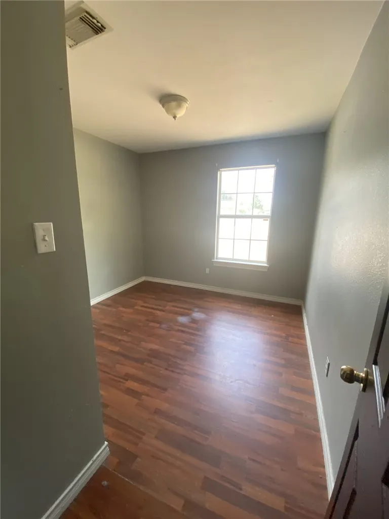 909 Range Street Alice, TX 78332