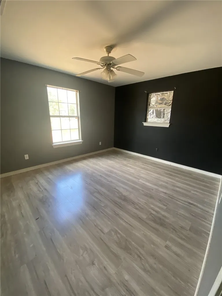 909 Range Street Alice, TX 78332