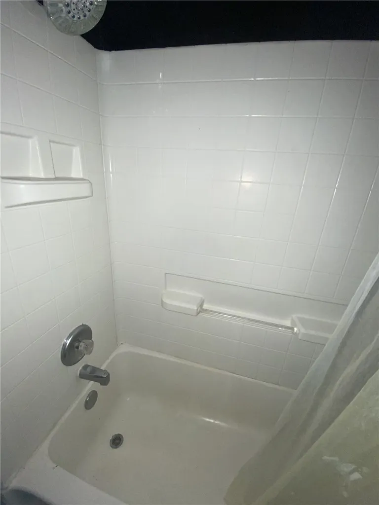 909 Range Street Alice, TX 78332