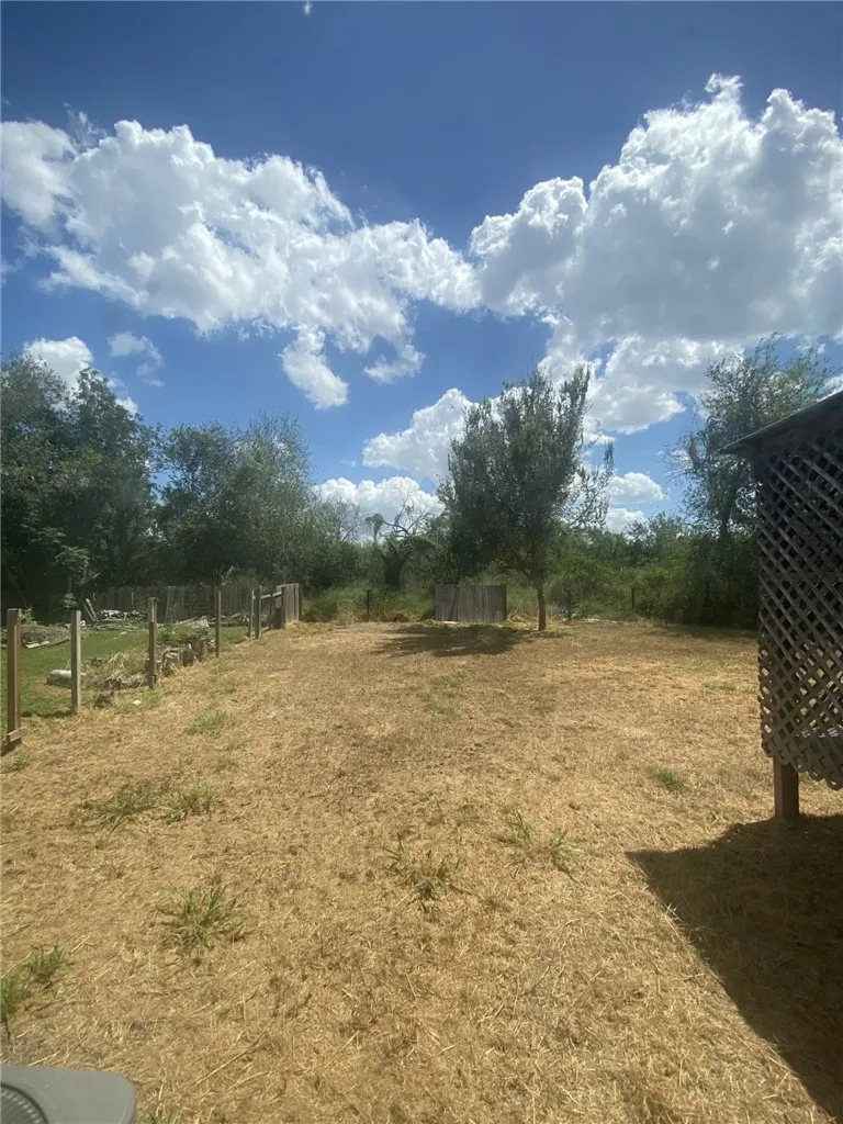 909 Range Street Alice, TX 78332