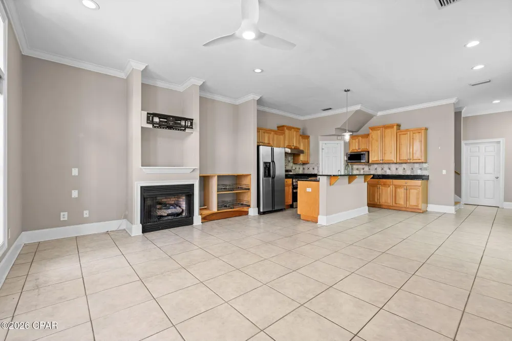 7412 Thomas Drive Panama City Beach, FL 32408