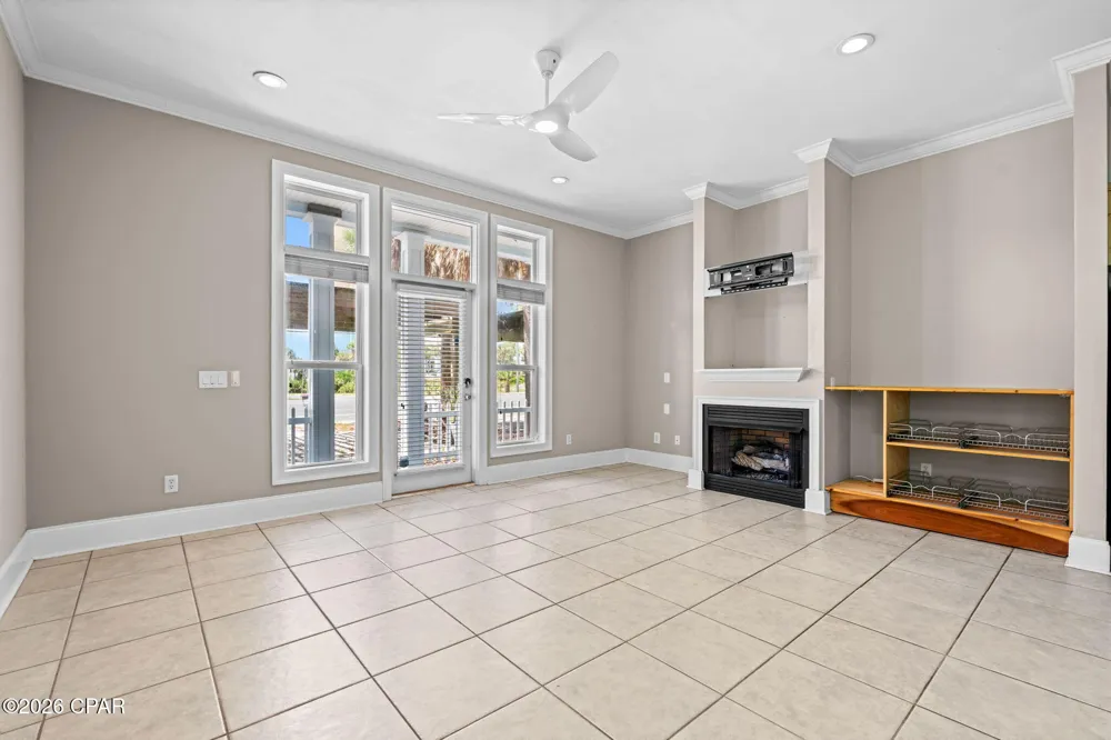 7412 Thomas Drive Panama City Beach, FL 32408