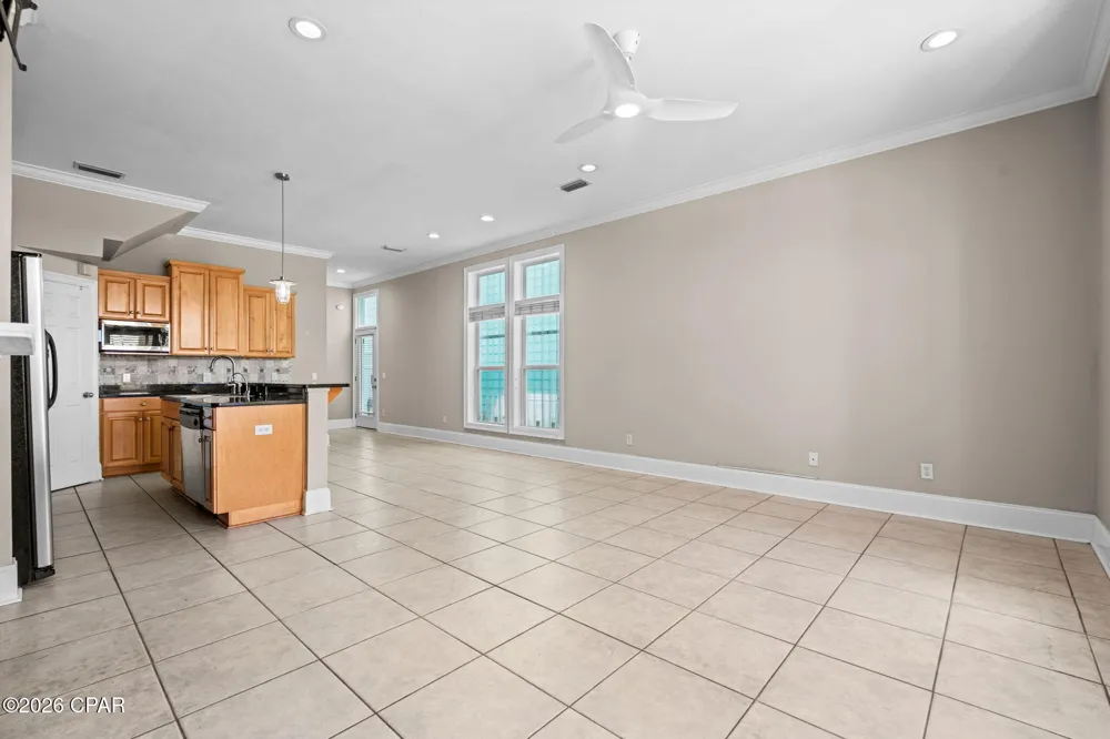 7412 Thomas Drive Panama City Beach, FL 32408