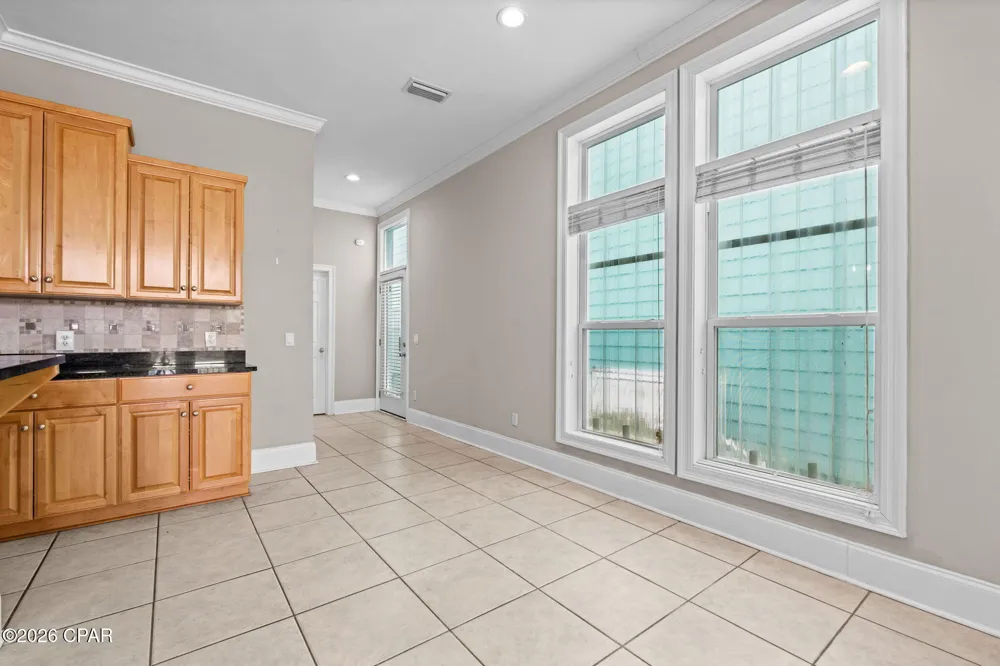 7412 Thomas Drive Panama City Beach, FL 32408