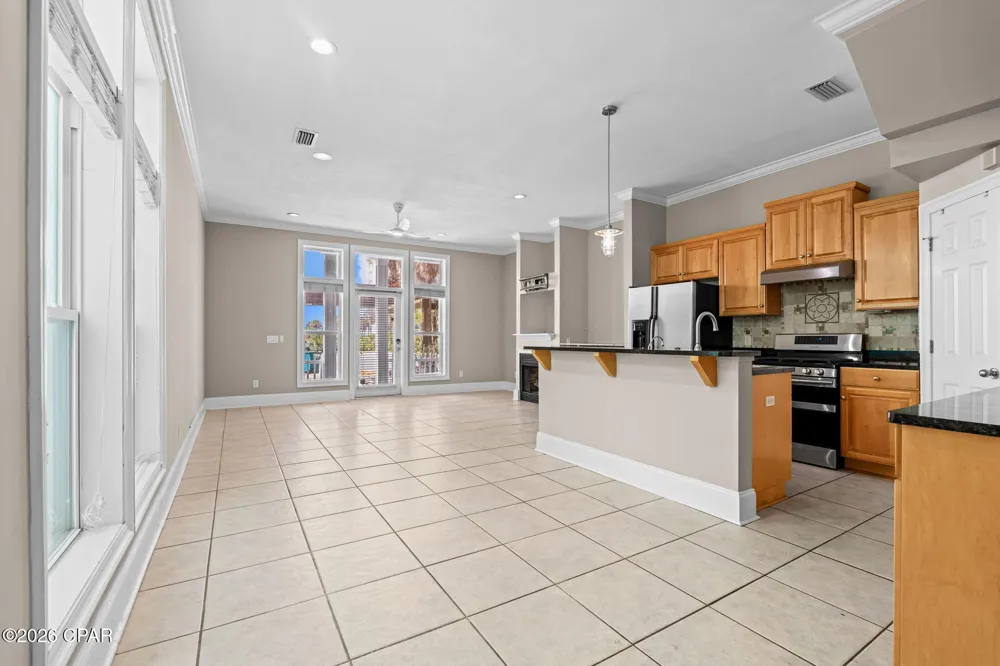 7412 Thomas Drive Panama City Beach, FL 32408