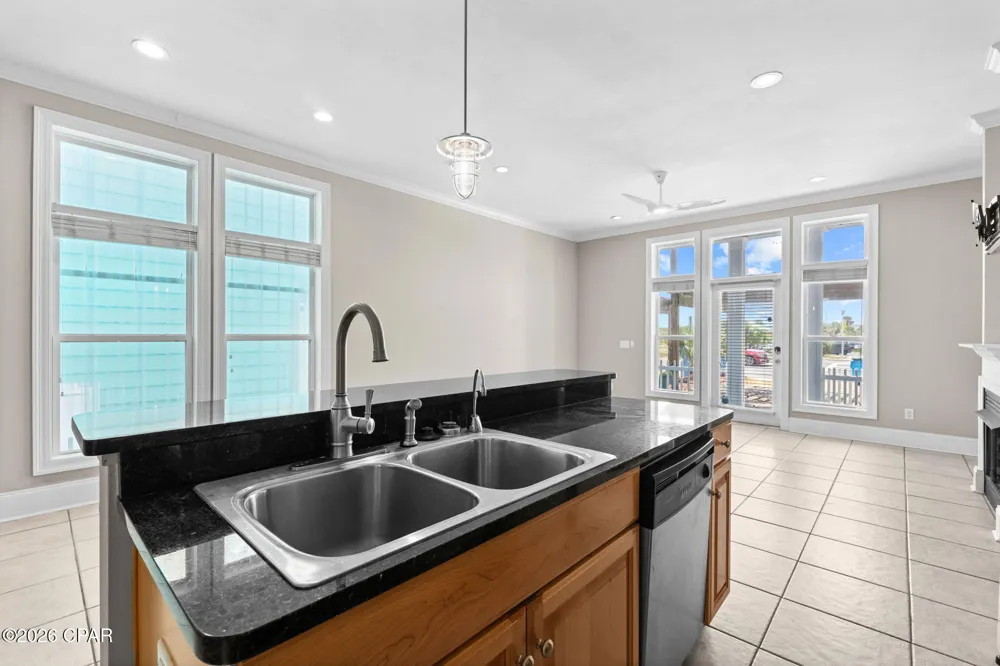 7412 Thomas Drive Panama City Beach, FL 32408