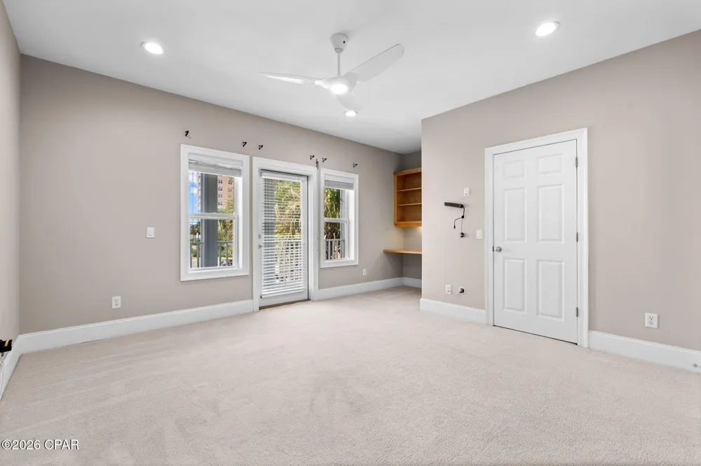 7412 Thomas Drive Panama City Beach, FL 32408