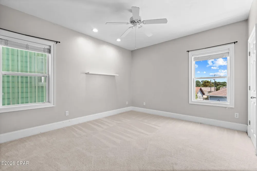7412 Thomas Drive Panama City Beach, FL 32408