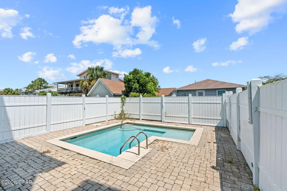 7412 Thomas Drive Panama City Beach, FL 32408