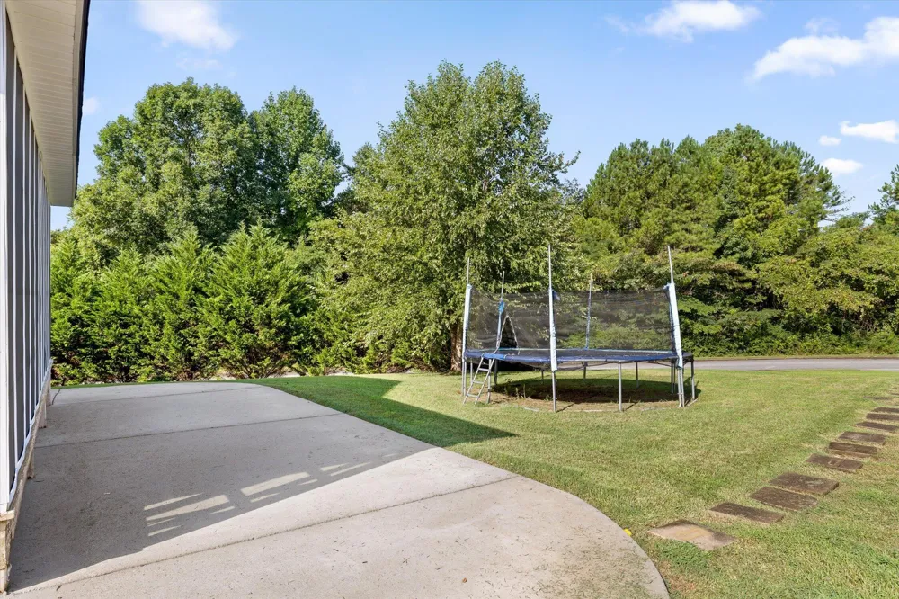 5639 NW Avenwood Circle Cleveland, TN 37312