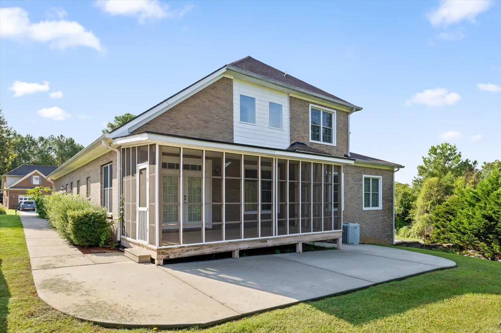 5639 NW Avenwood Circle Cleveland, TN 37312