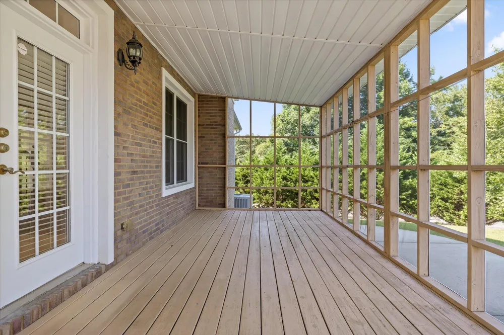 5639 NW Avenwood Circle Cleveland, TN 37312