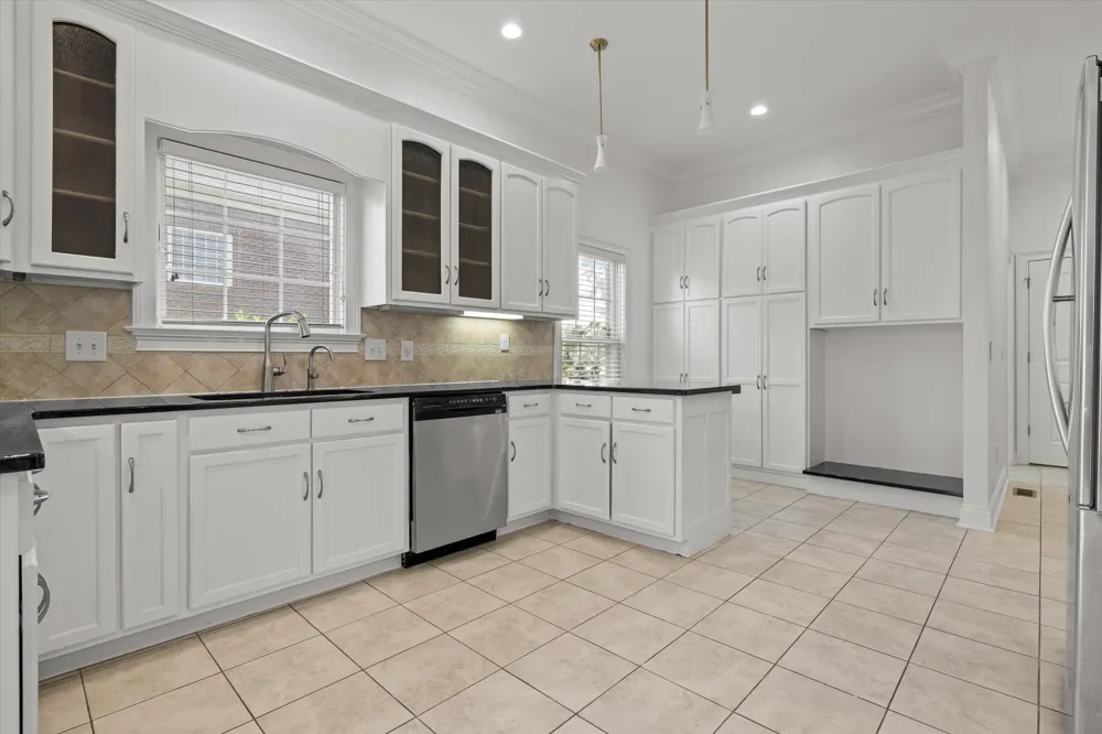 5639 NW Avenwood Circle Cleveland, TN 37312