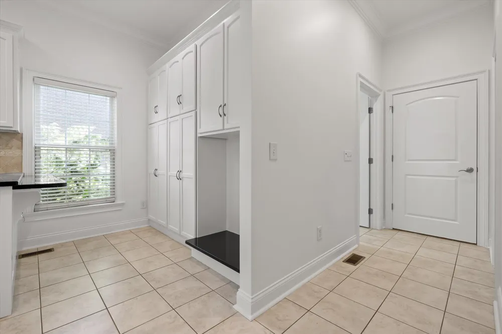 5639 NW Avenwood Circle Cleveland, TN 37312