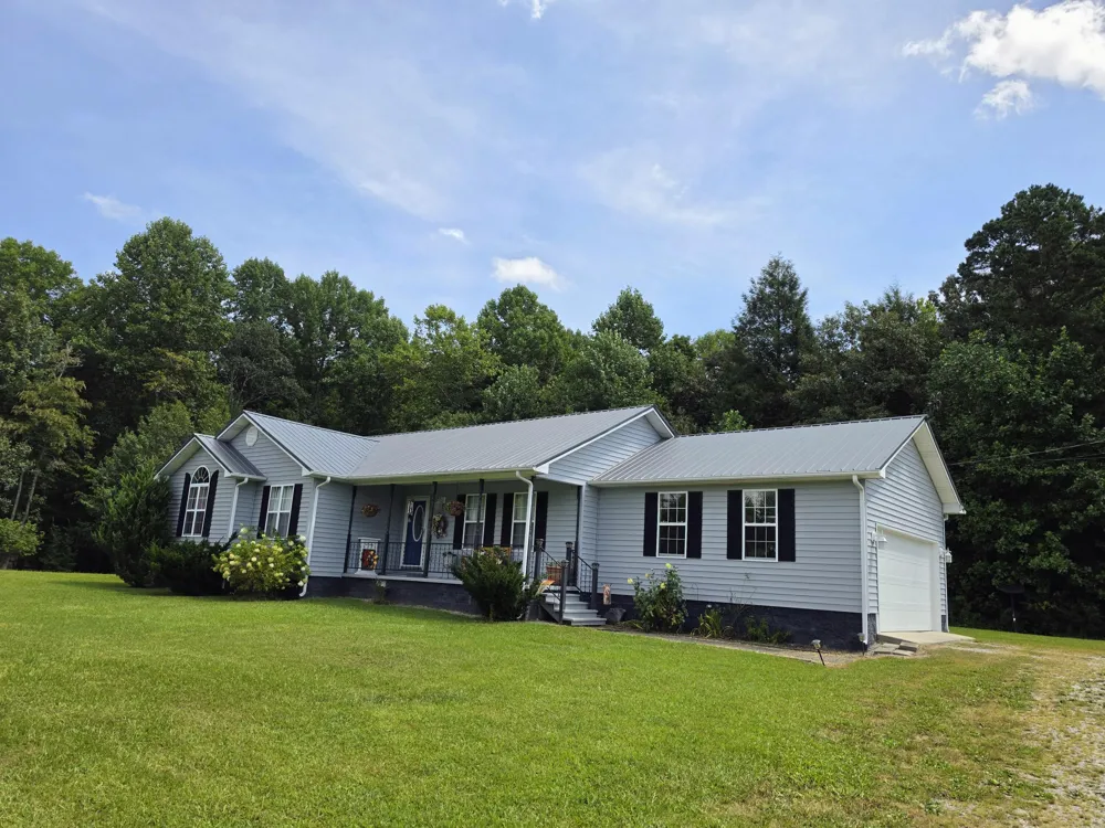 161 S 20th Avenue Gruetli Laager, TN 37339