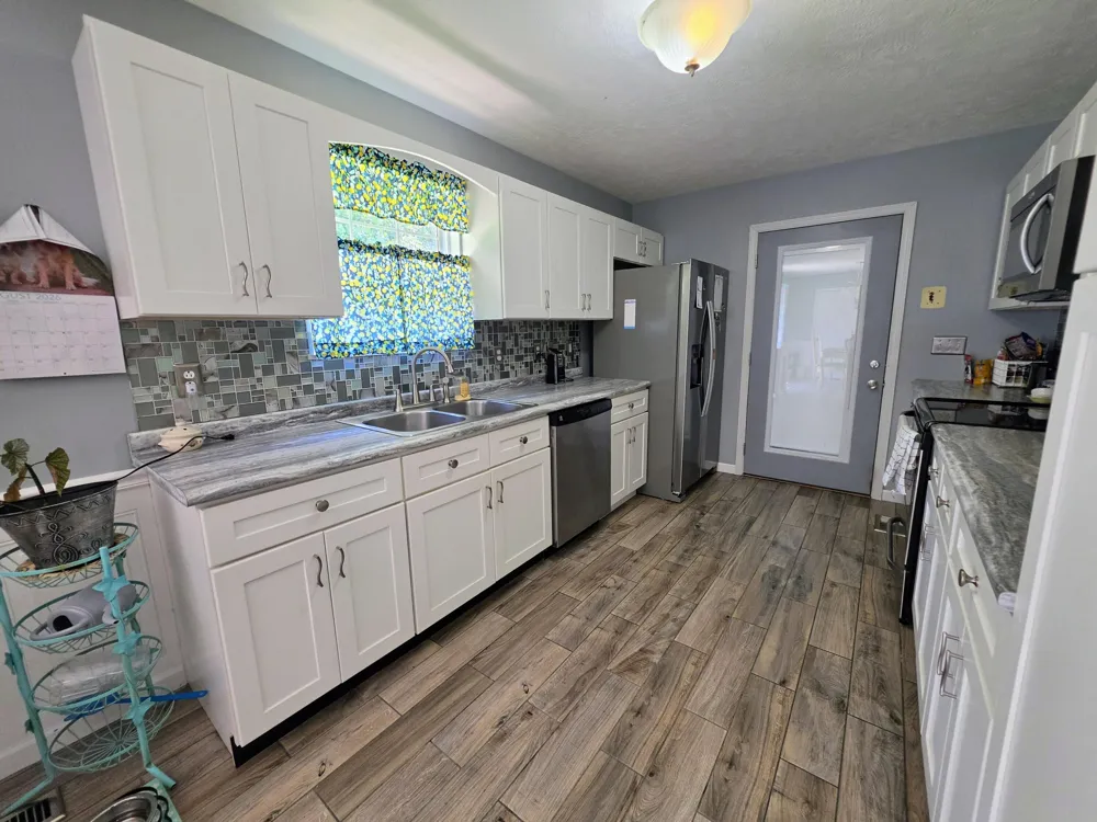161 S 20th Avenue Gruetli Laager, TN 37339