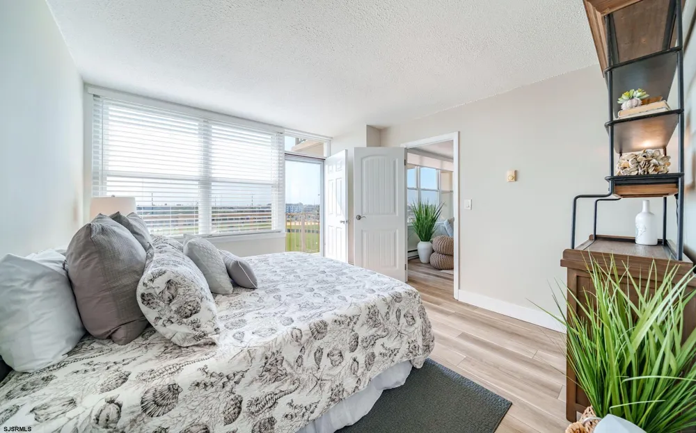 500 Bay Ave Ocean City, NJ 08226