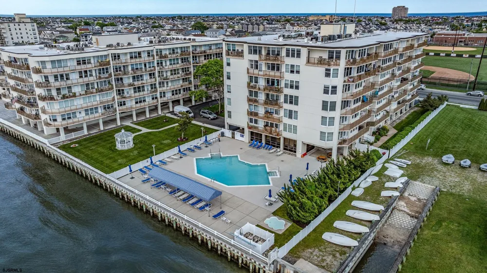 500 Bay Ave Ocean City, NJ 08226