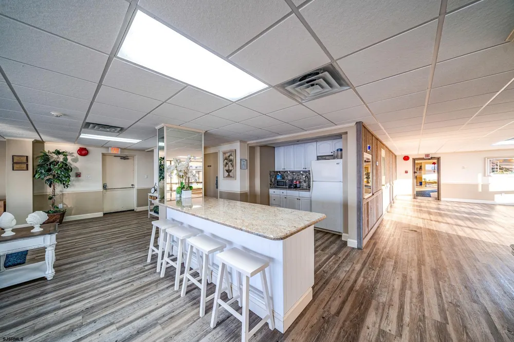 500 Bay Ave Ocean City, NJ 08226