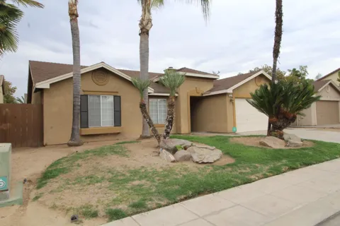 5233 E Harvest Lane E