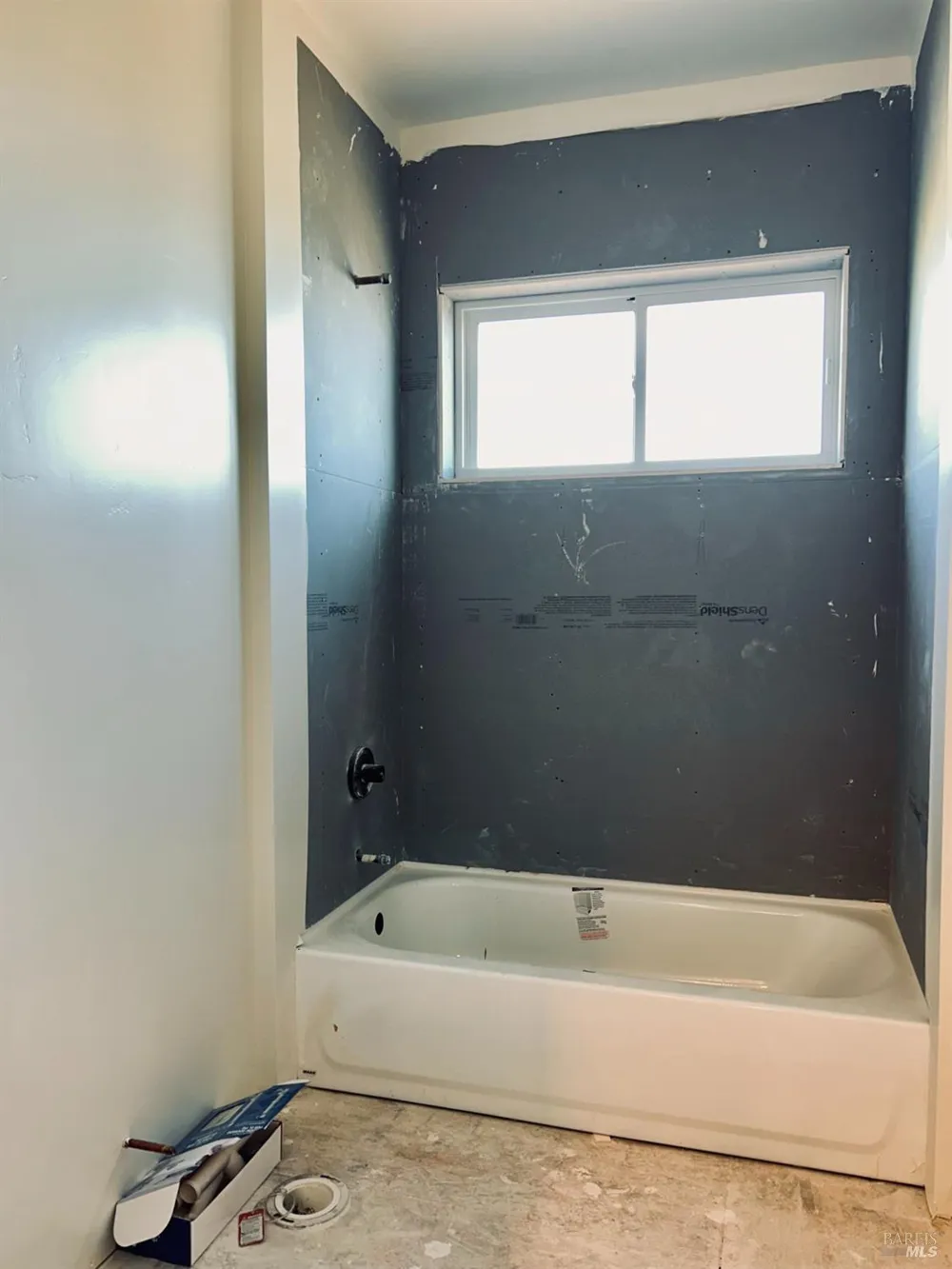 3853 Royal Manor Place Santa Rosa, CA 95404