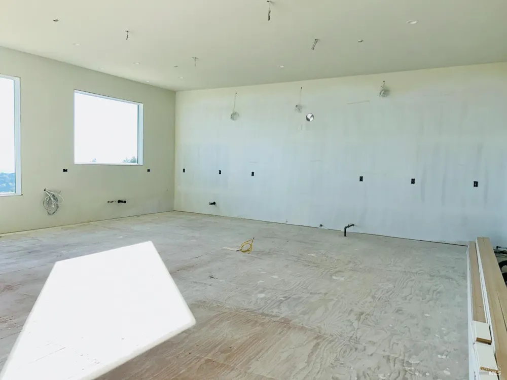 3853 Royal Manor Place Santa Rosa, CA 95404