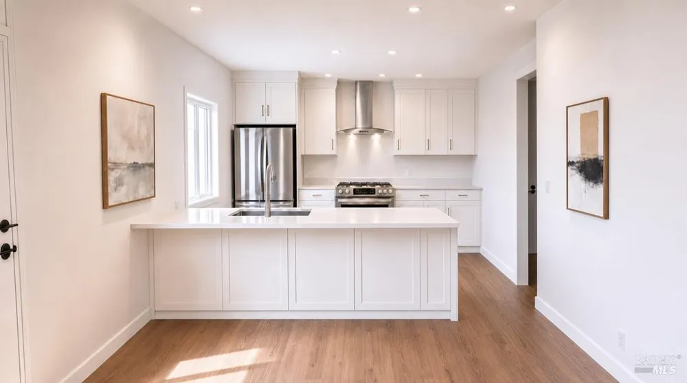 3853 Royal Manor Place Santa Rosa, CA 95404