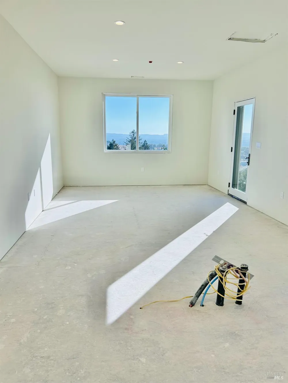 3853 Royal Manor Place Santa Rosa, CA 95404