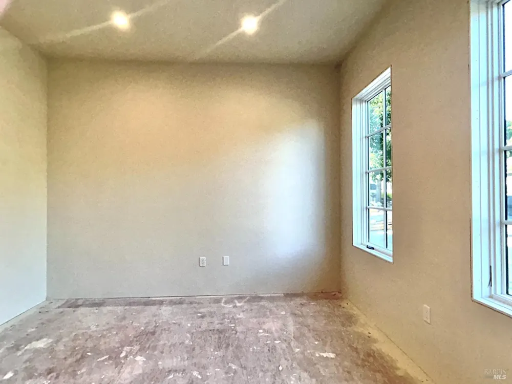 3853 Royal Manor Place Santa Rosa, CA 95404