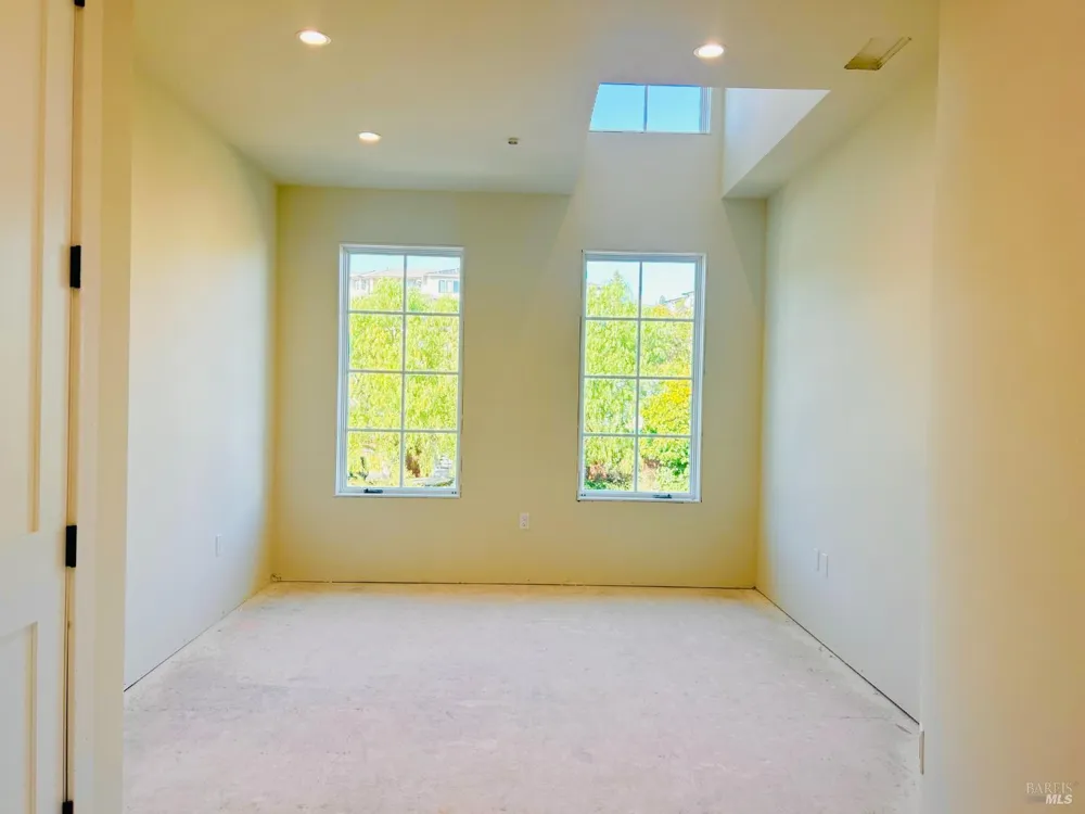 3853 Royal Manor Place Santa Rosa, CA 95404