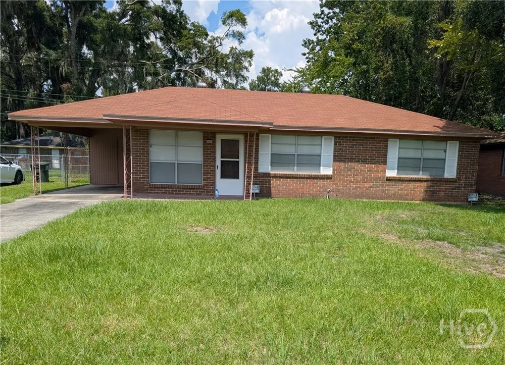 2132 Hart Avenue Savannah, GA 31405