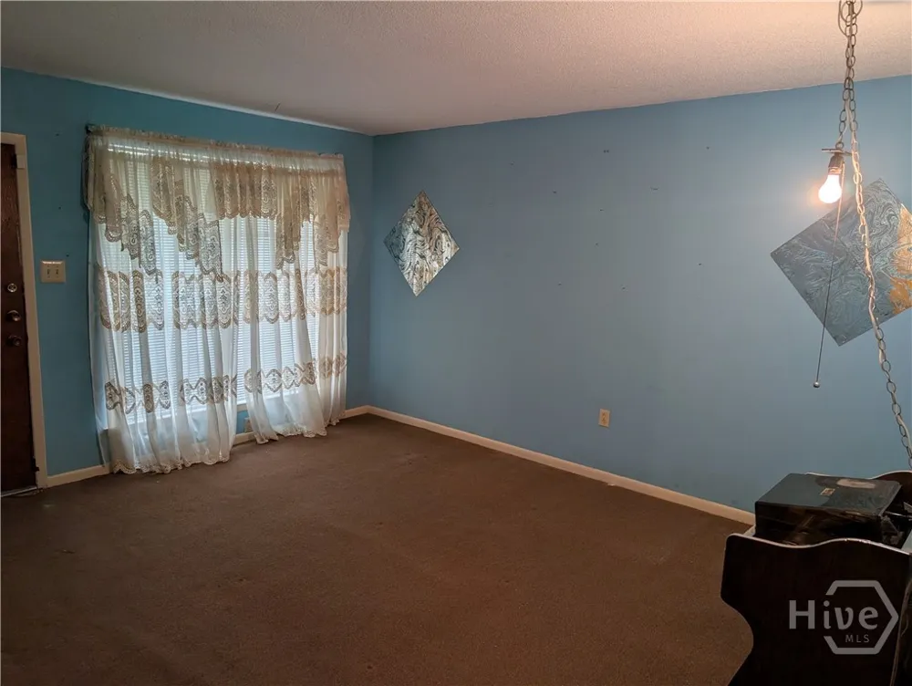 2132 Hart Avenue Savannah, GA 31405