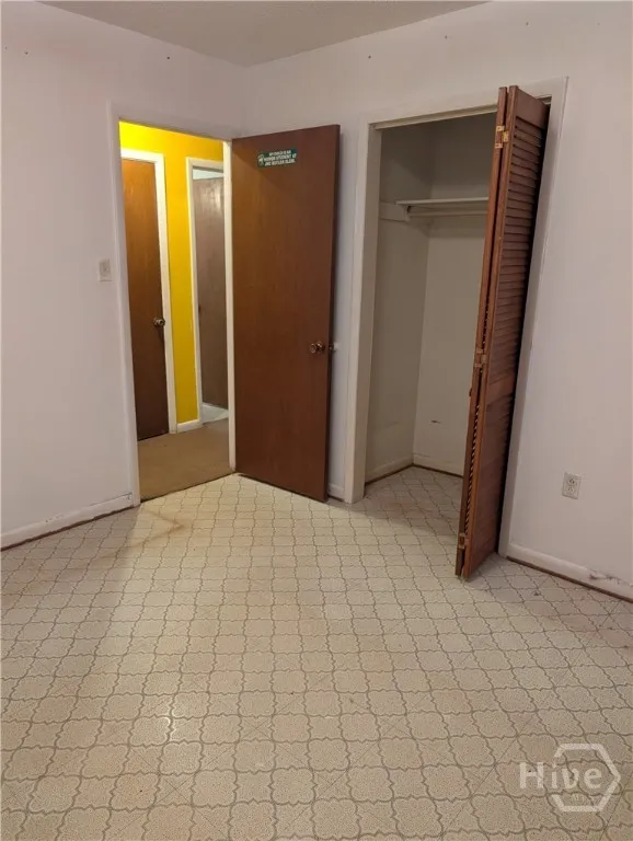 2132 Hart Avenue Savannah, GA 31405
