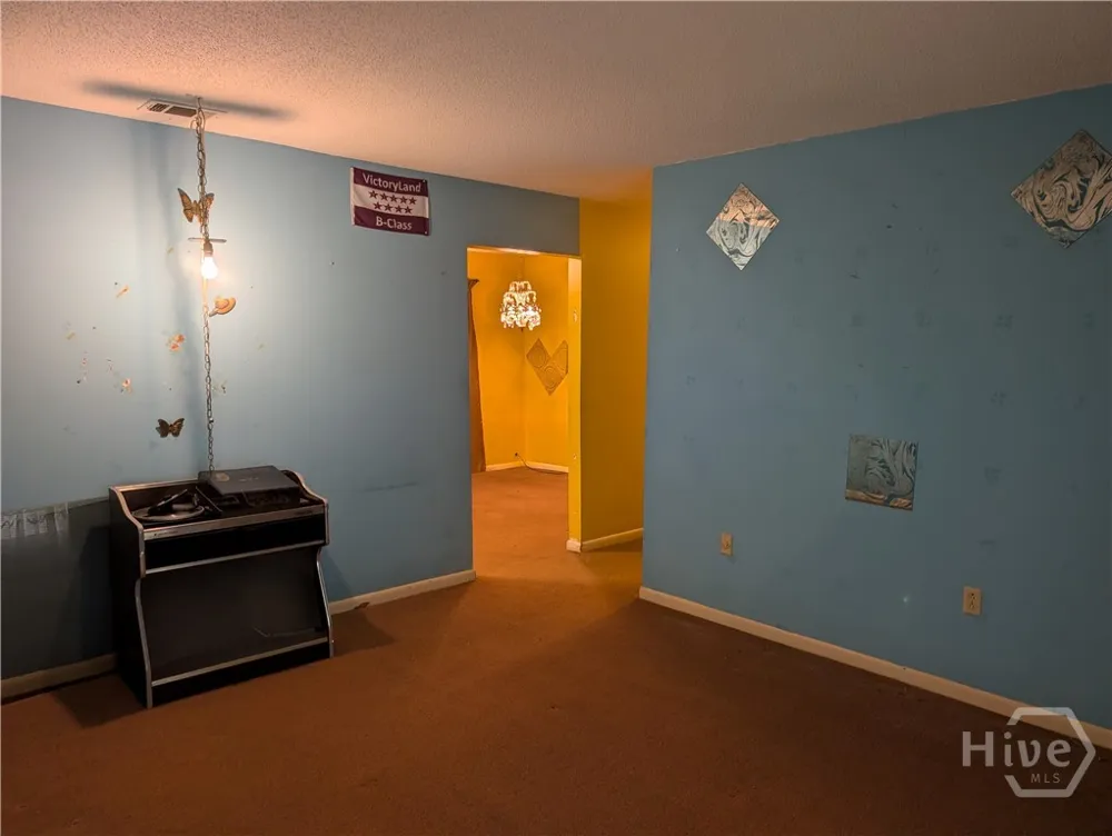 2132 Hart Avenue Savannah, GA 31405