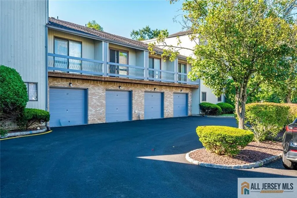 39 Sherborne Street Franklin, NJ 08873