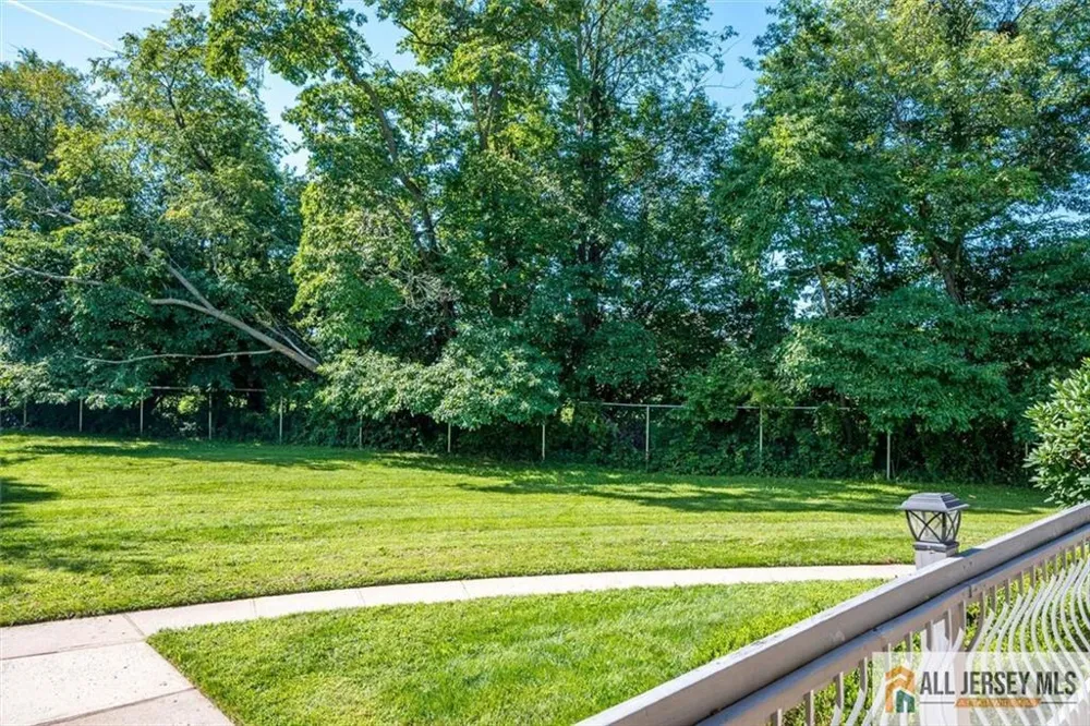 39 Sherborne Street Franklin, NJ 08873