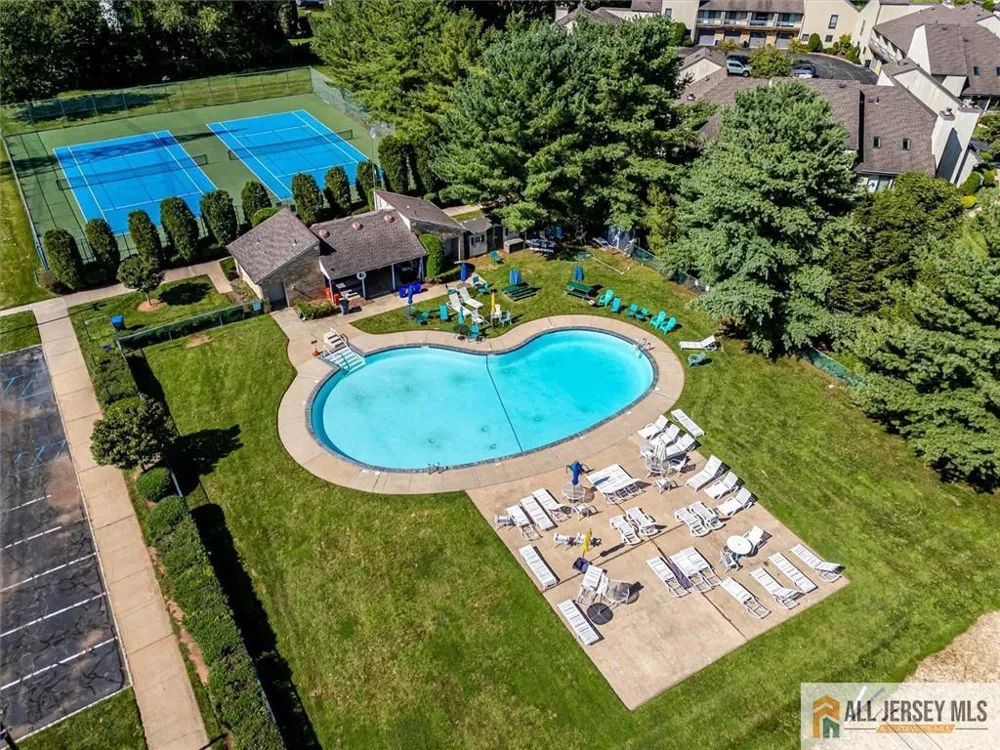 39 Sherborne Street Franklin, NJ 08873