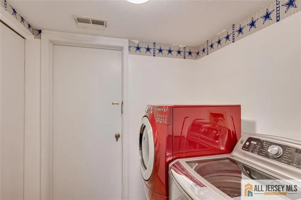 39 Sherborne Street Franklin, NJ 08873