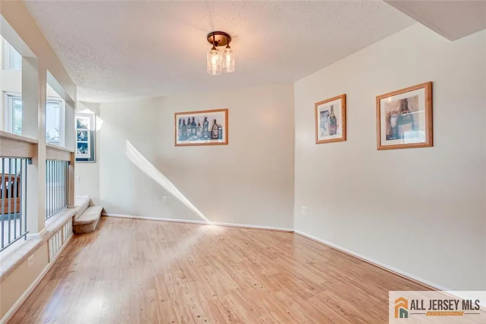 39 Sherborne Street Franklin, NJ 08873