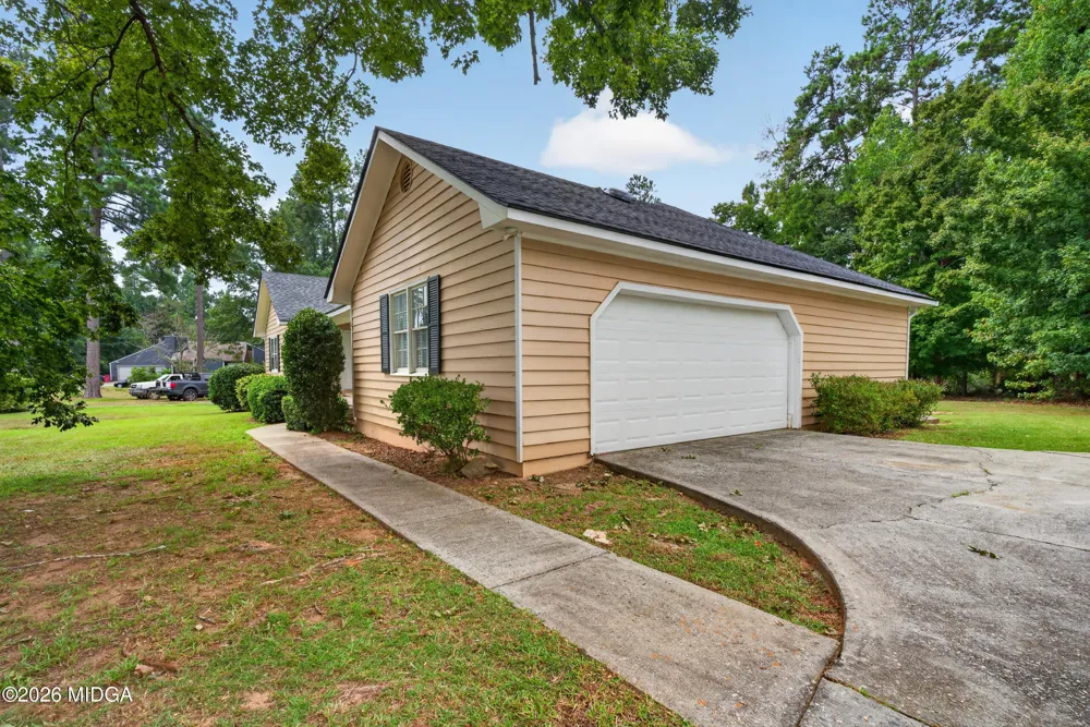 2671 Fringe Circle Macon, GA 31216
